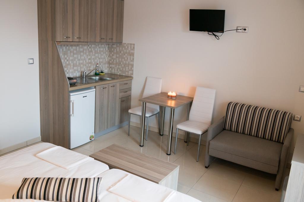 Adonis Apartments Paralia Katerinis Exterior photo