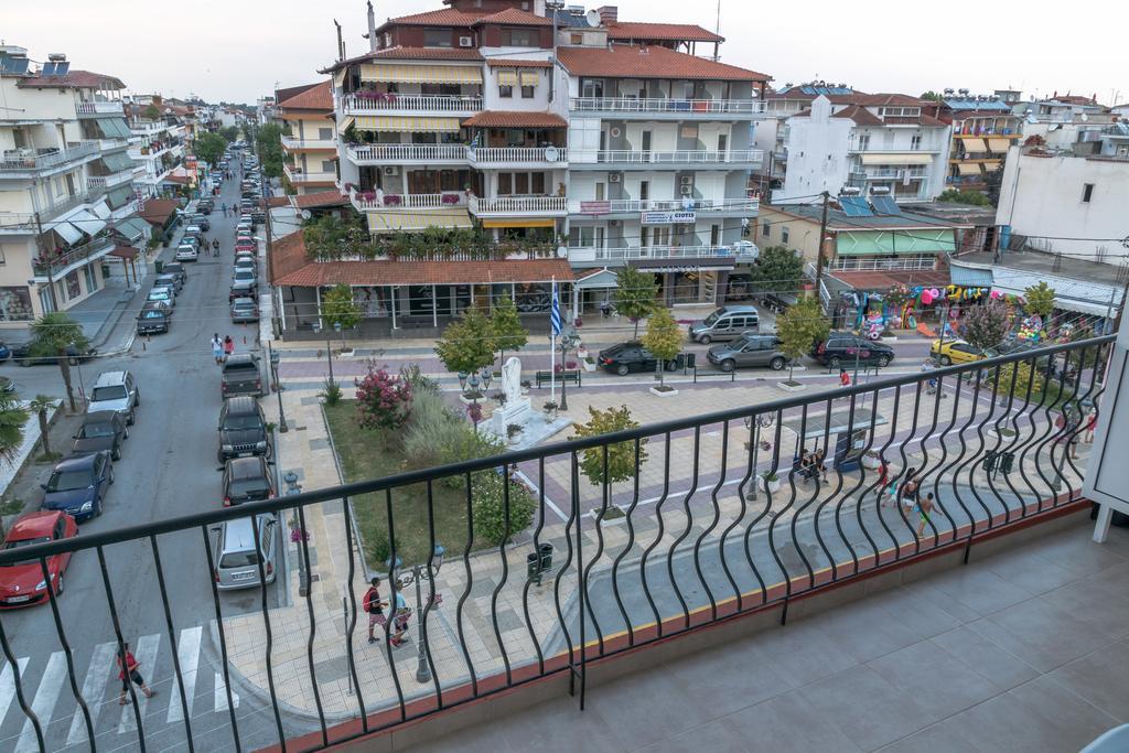 Adonis Apartments Paralia Katerinis Exterior photo